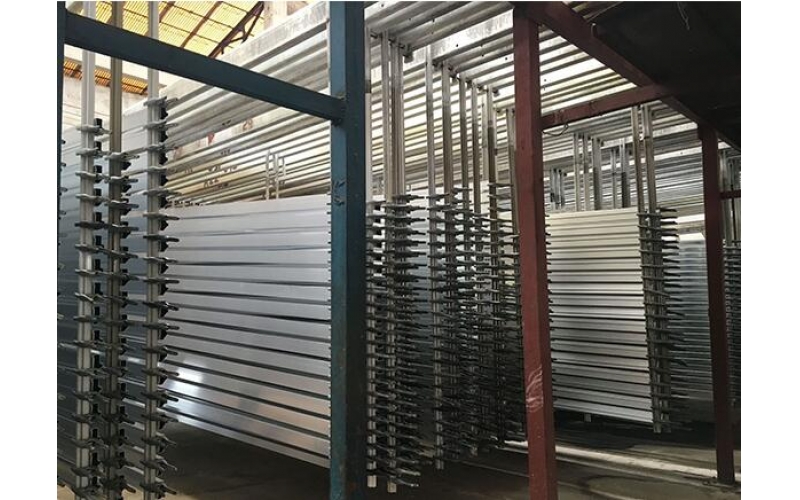 東莞國耀講解三種工業鋁型材表面怎樣處理工藝